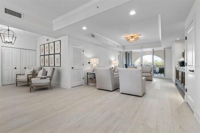 Building Photo - 102 Yacht Harbor Dr