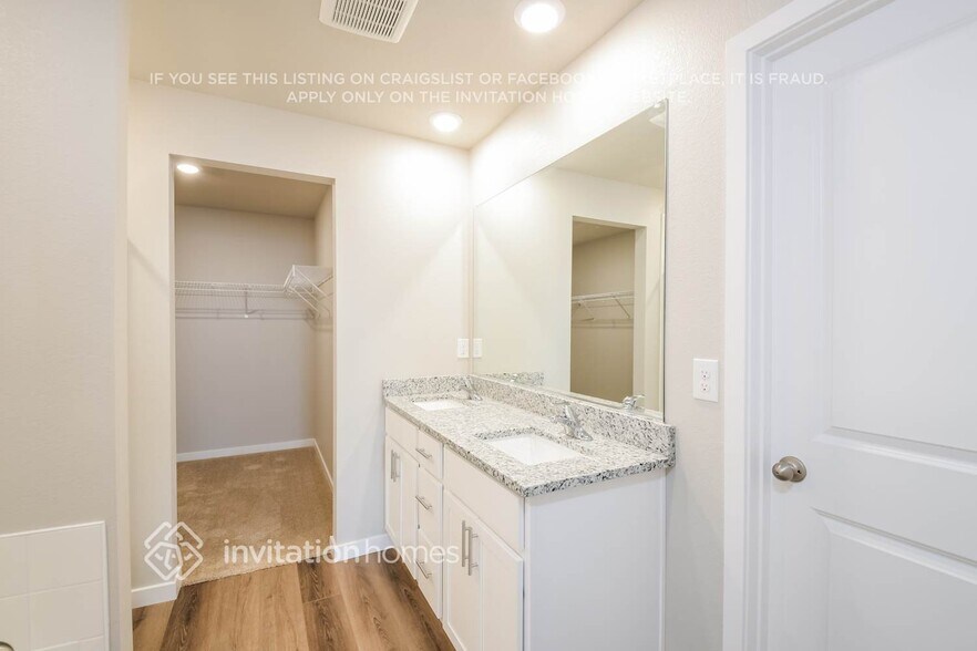 Building Photo - 2224 Alyssa St