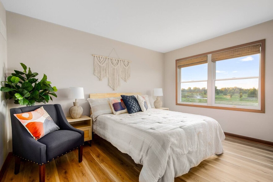 Building Photo - 10268 Cleveland Rd