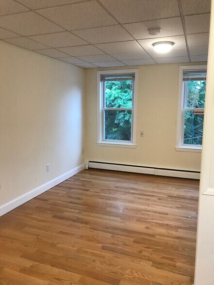 Building Photo - 805-807 Merrimack Street