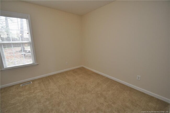 Building Photo - 701 Kavkaz St