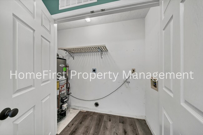 Building Photo - 1201 Red Stone Dr