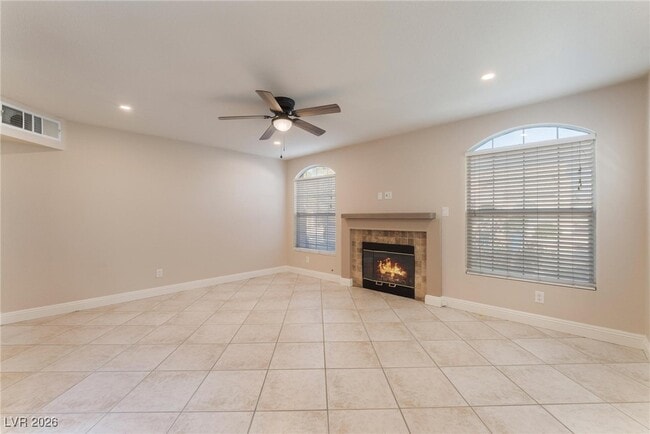 Building Photo - 8449 Majestic View Ave