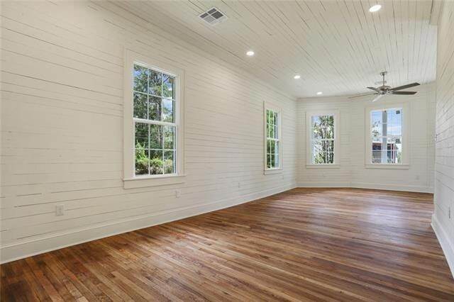 Building Photo - 821 W 26th Ave