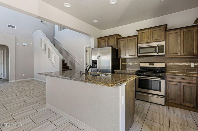 Building Photo - 14933 Jerry Armstrong Ct