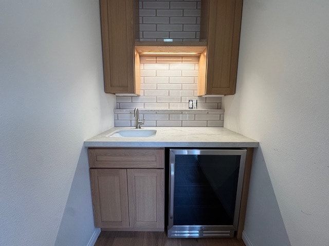 Building Photo - 2504 Levante St