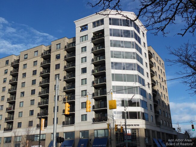 Building Photo - 111 N Ashley St