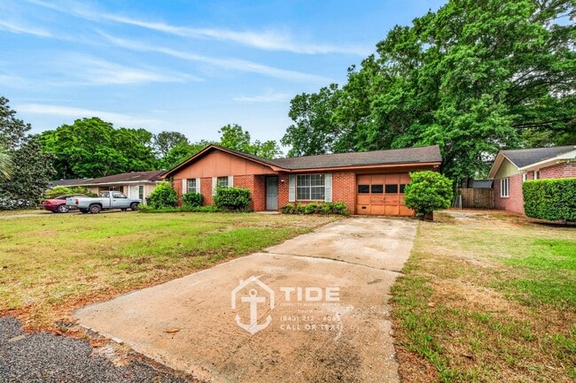 Building Photo - Your Private Retreat Near Downtown Summerville