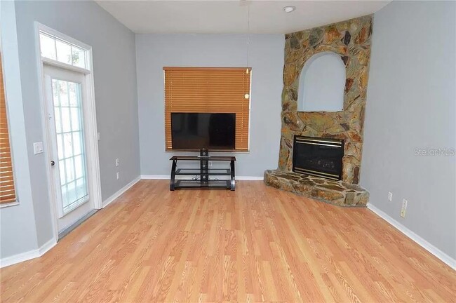 Building Photo - 3212 Tina Marie Dr