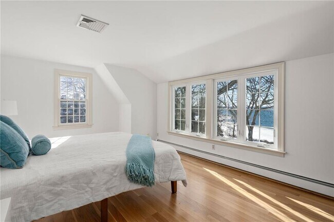 Building Photo - 1191 N MAIN Rd