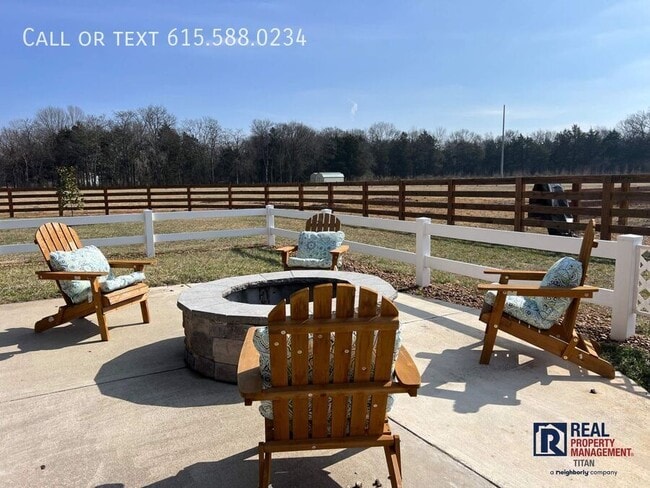 Building Photo - 2705 Warner Rd