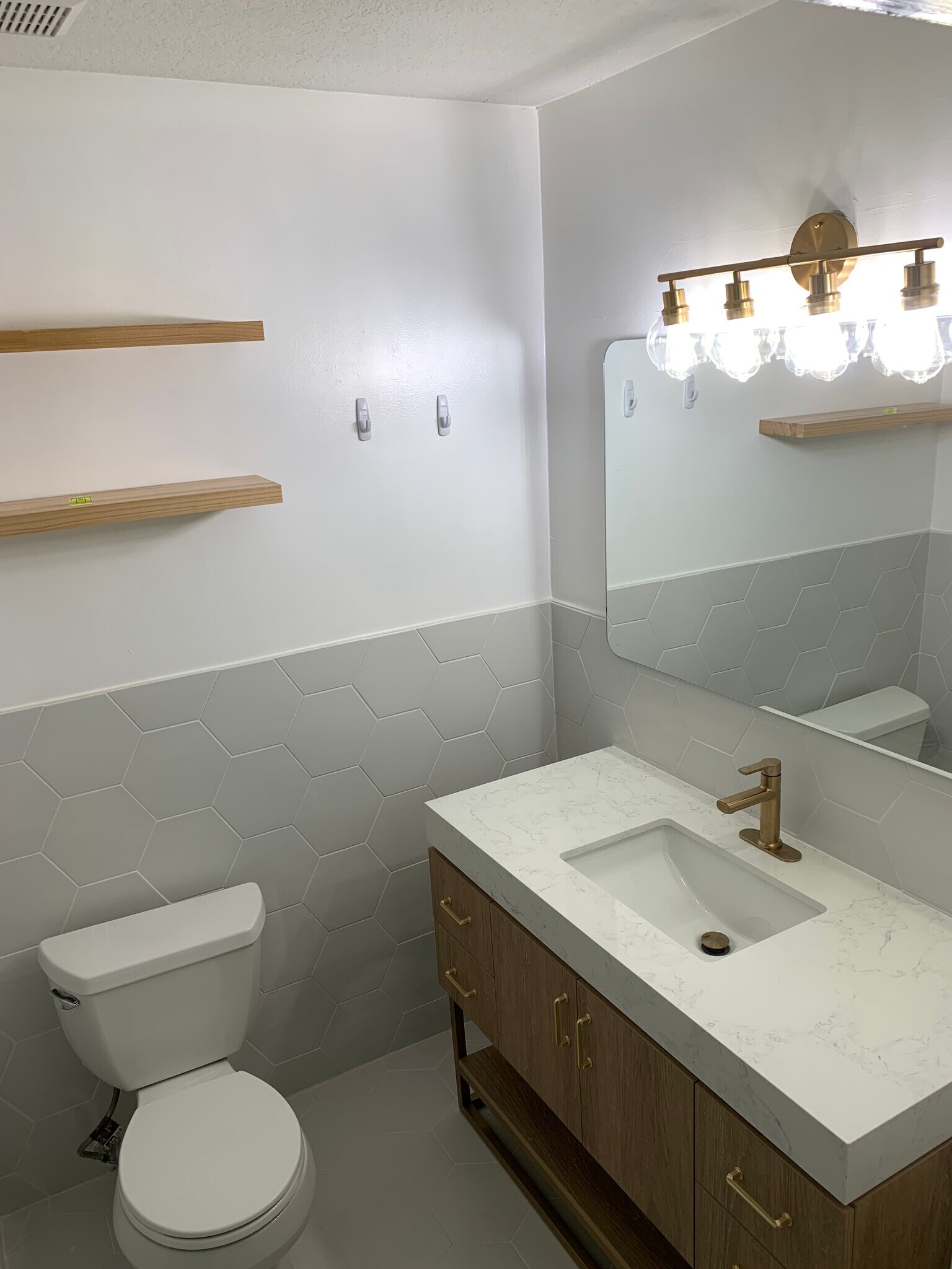 Building Photo - 141 Palmer St