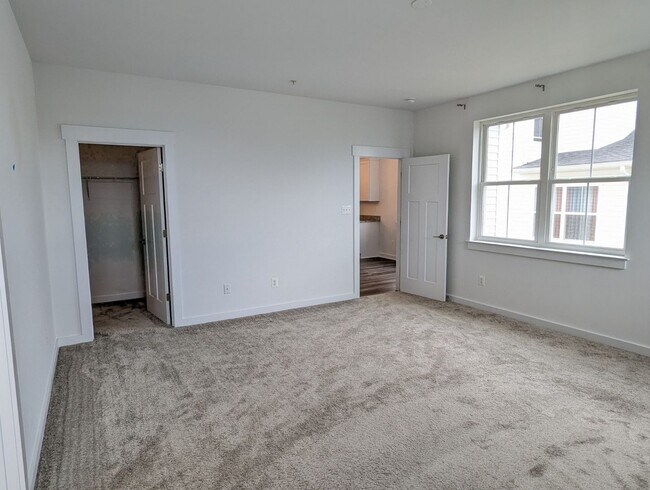 Building Photo - Gorgeous New Construction Home in Gambrill View Community available late July!