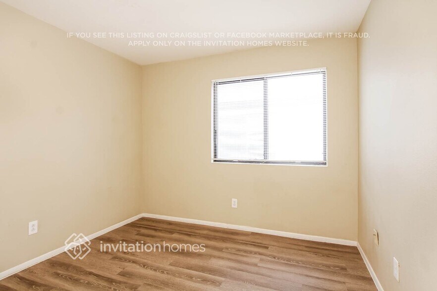 Building Photo - 8522 W Highland Ave