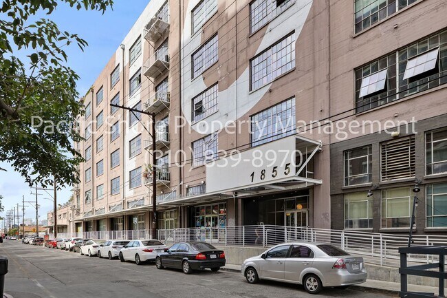 Building Photo - Large Loft with Modern Finishes at Historic Toy Factory Lofts!