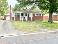 Building Photo - 30 Markham Dr