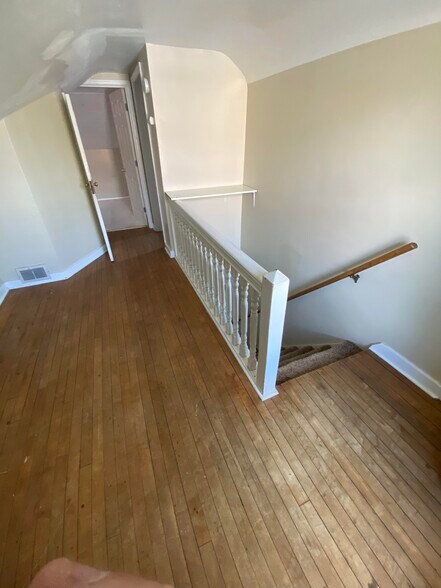 Building Photo - 720 3rd St N