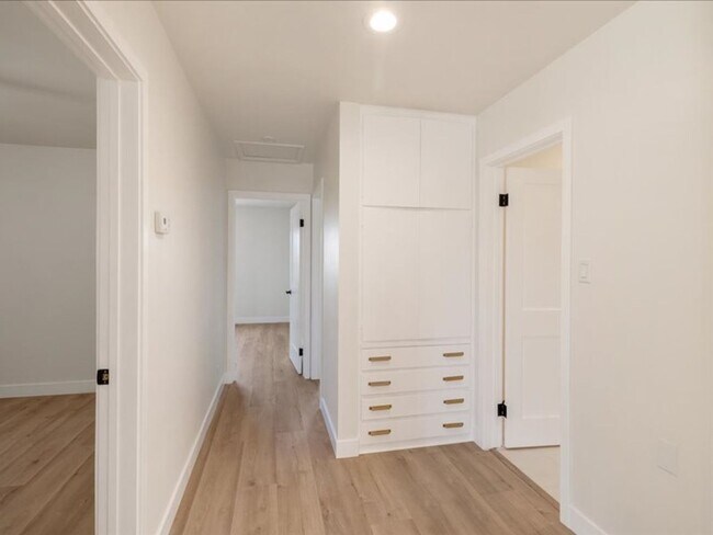 Building Photo - Amazing views at this 4 bedroom renovated Fallbrook home in a quiet neighborhood with a loft offi...