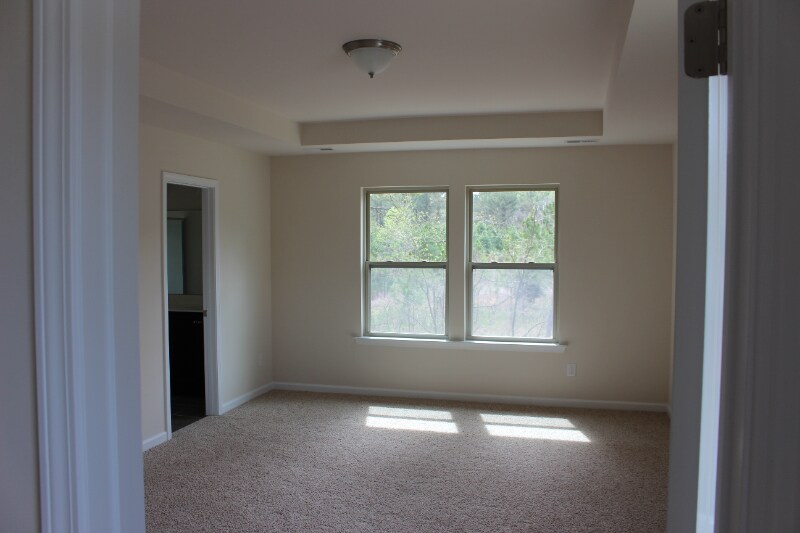 Building Photo - 113 Foxborough Ln