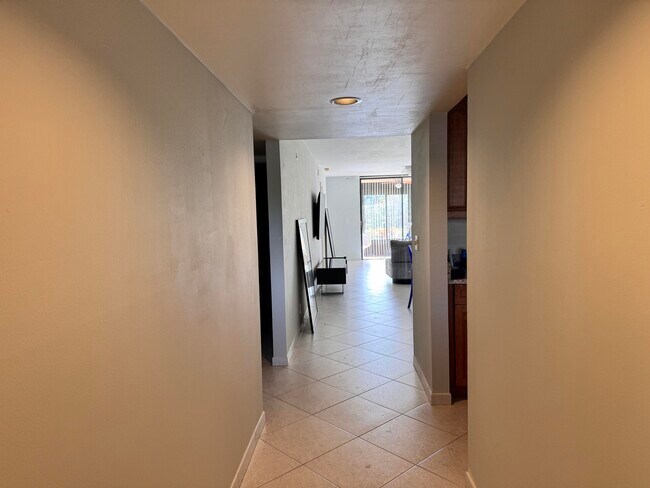 Building Photo - 5574 Witney Dr