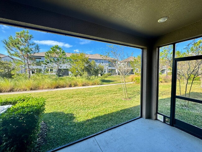 Building Photo - "Charming 3-Bedroom Rental in estancia the Center of Wesley chapel.