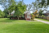 Building Photo - 105 Nut Grove Dr