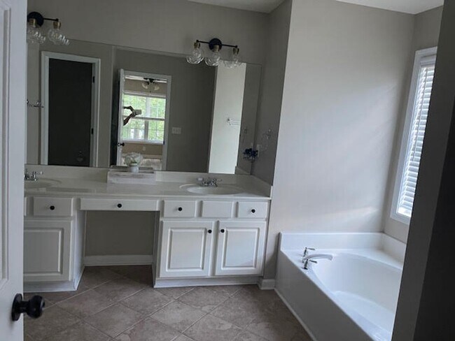 Building Photo - 2983 Craster Ct NW
