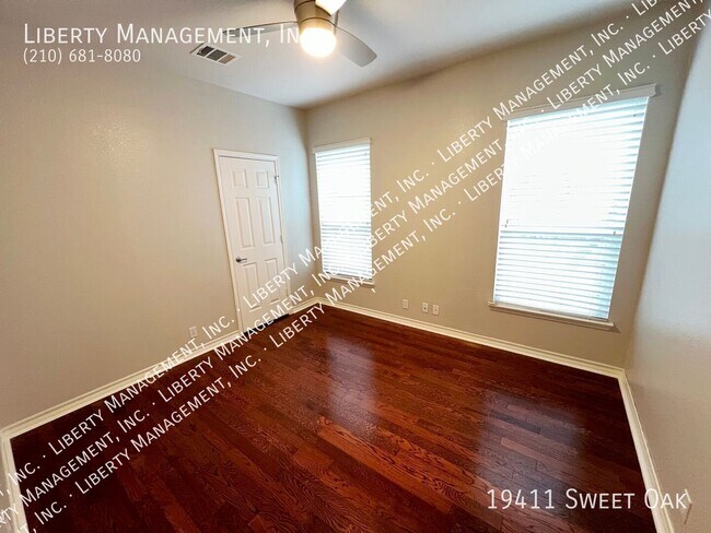 Building Photo - 19411 Sweet Oak