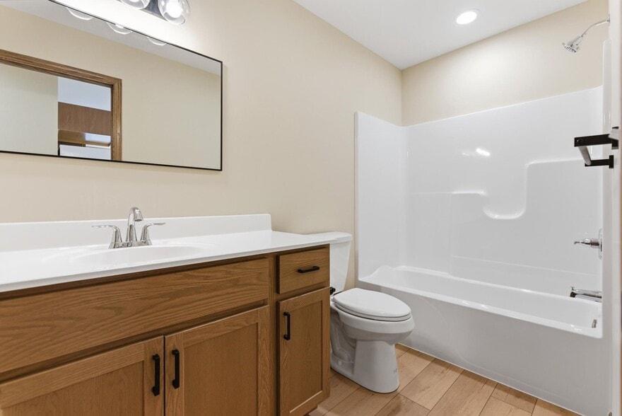 Building Photo - 313 E Martin St