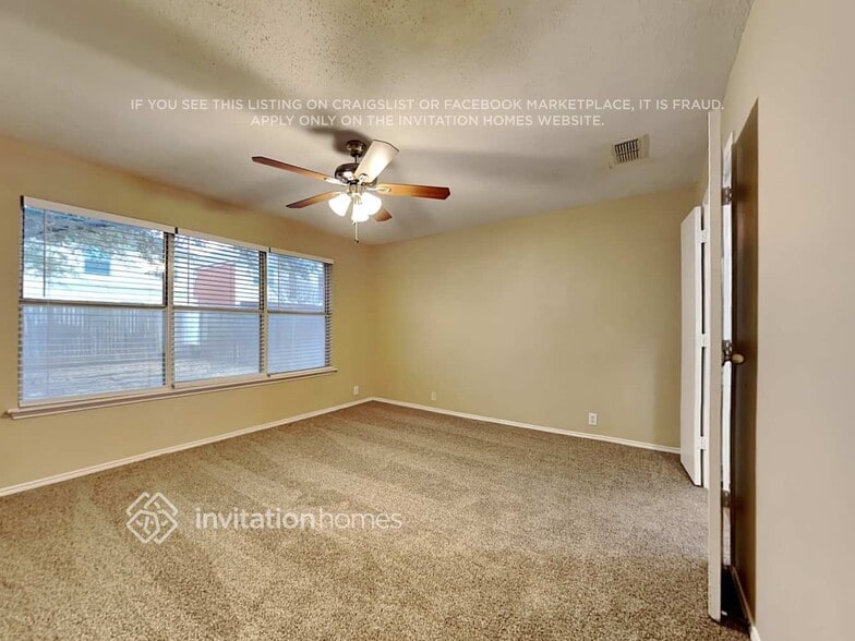 Building Photo - 1105 Iron Horse Dr