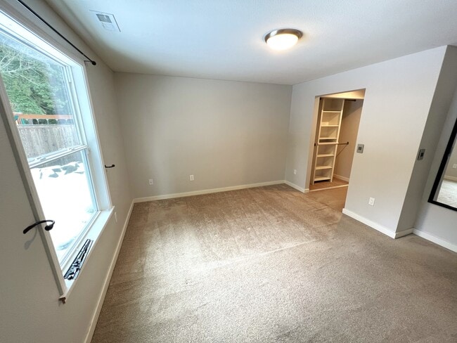 Building Photo - 6113 144th St SE