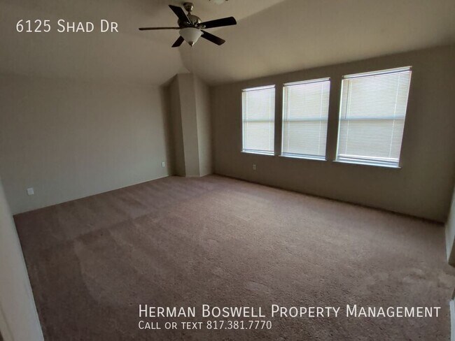 Building Photo - 6125 Shad Dr