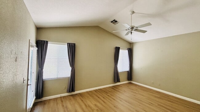 Building Photo - 2316 Tedesca Dr