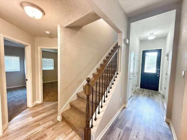 Building Photo - 3-Bed, 2-Bath Tribute Ranch Home w/ Office...