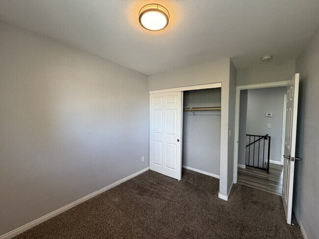 Building Photo - 4078 Gold Coast Dr