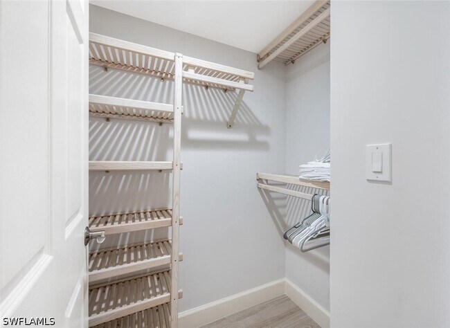 Building Photo - 6849 Grenadier Blvd