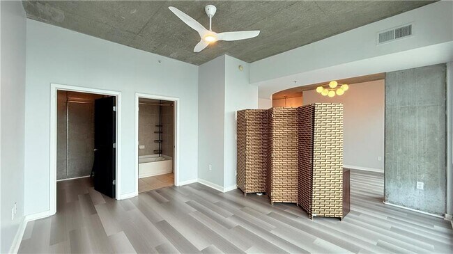 Building Photo - 860 Peachtree St NE