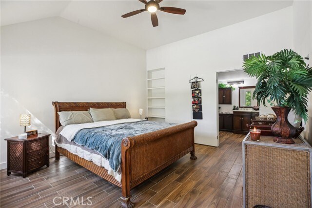 Building Photo - 25761 Le Parc