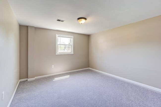 Building Photo - 11901 Bizet Ct