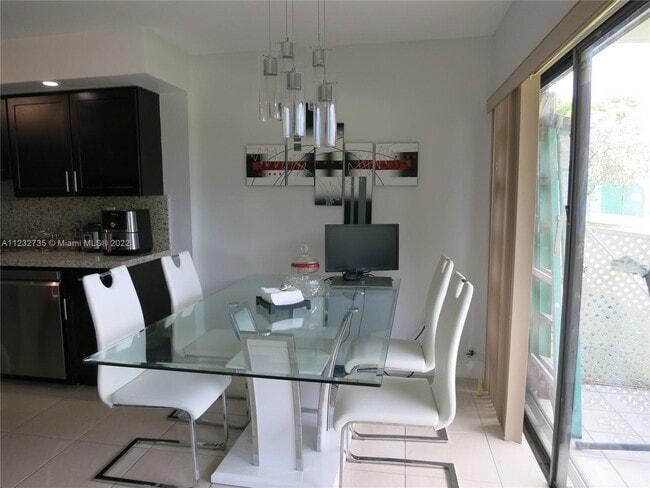 Building Photo - 1300 SW 122nd Ave