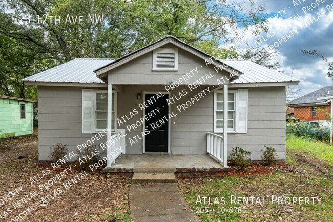 Primary Photo - 523 12th Ave NW