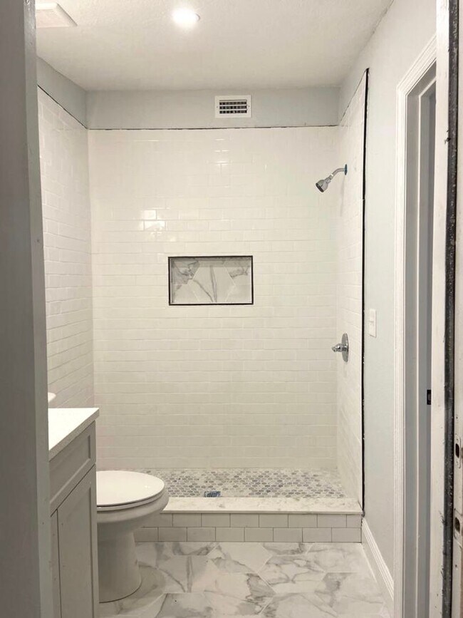 Building Photo - 4207 N 13th St