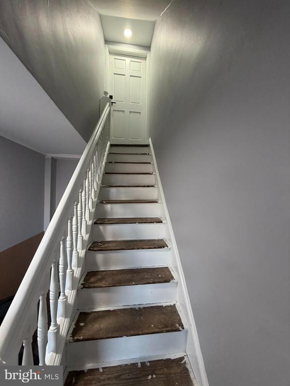 Building Photo - 124 W Butler Pike