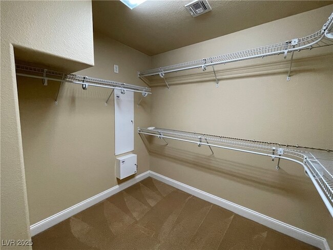 Building Photo - 9873 Belle Marie Ct