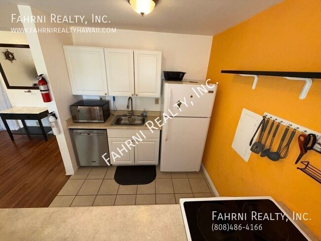 Building Photo - 84-687 Ala Mahiku St-#125B