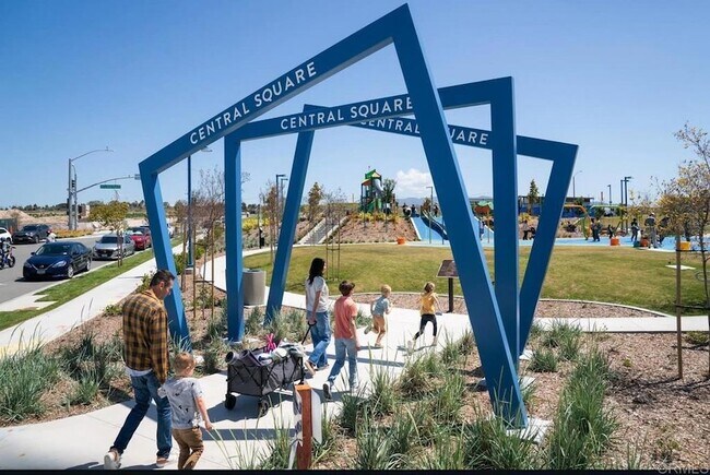 Building Photo - 6020 Moonglow Dr