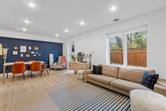 Building Photo - 27 Hackensack Plank Rd