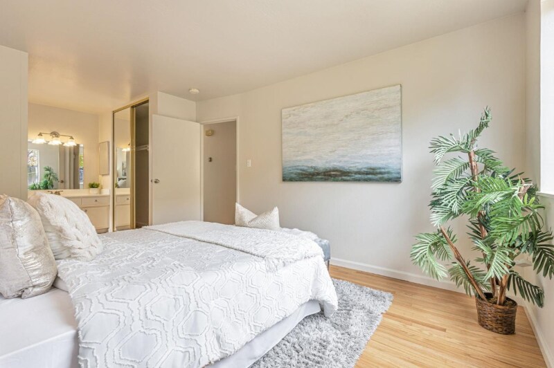 Building Photo - 157 Longview Dr