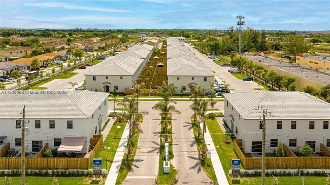 Building Photo - 13001 SW 286th Way