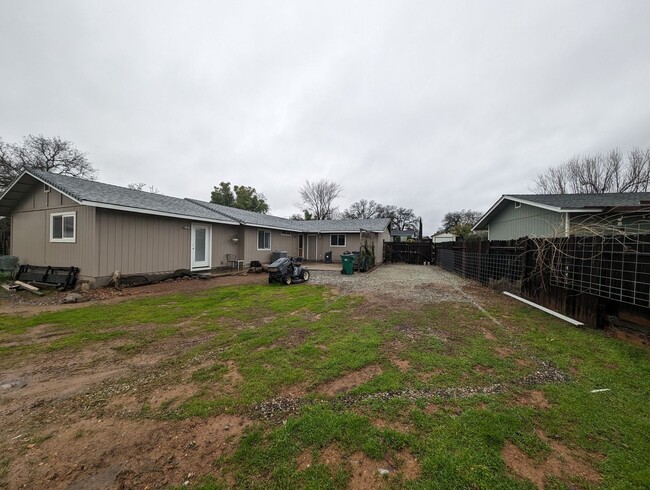 Building Photo - 3 Bedroom 3 Bathroom House in Cottonwood